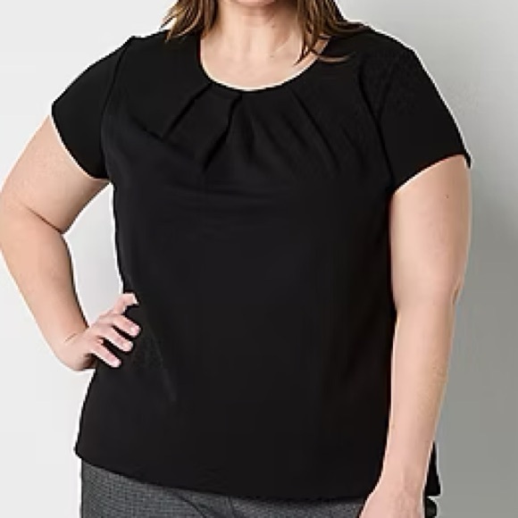 Liz Claiborne Tops - Liz Claiborne Plus Texture Tee Womens Round Neck Short Sleeve Blouse